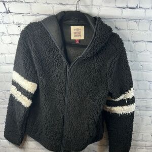 🖤✨ Sonoma Women’s Softest Sherpa - Size Medium - Black and White
